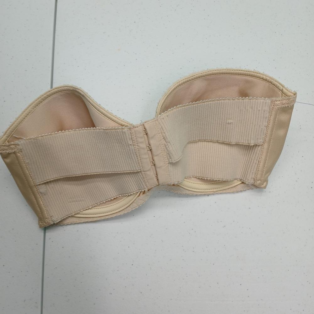 Vtg HENSON KICKERNICK Strapless Bra 36D Beige Smooth Satin Cup Bow - Picture 2 of 7